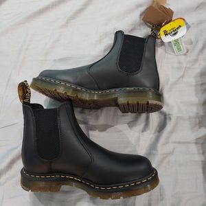 Dr Martens Air walk 2976 SR 24383001 full grain. Saftey shoe. US MEN 10 M